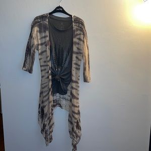 Gimmicks size small tie dye cardigan
